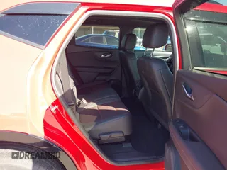 2023 Chevrolet Blazer RS z VIN 3GNKBERS5PS199772, wystawiony jako IAAI lot #41956515 z przebiegiem 42 291 mil mil oraz . Historia ofert i sprzedaży dostępna na DreamBid. Obrazek 8.