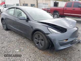 2022 Tesla Model 3 Long Range with VIN 5YJ3E1EB3NF352741, listed as a IAAI auction lot 40847981 with Not Provided miles and . Bid and sale history available at DreamBid. Image 1.