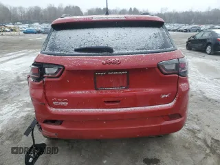 2022 Jeep Compass (RED) Edition с VIN 3C4NJDCB6NT237206, выставлен на аукционе Copart как лот 46014455 с пробегом 22 399 миль миль и Списание • Salvage title. История ставок и продаж доступна на DreamBid. Изображение 6.