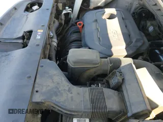 2018 Kia Sorento L with VIN 5XYPG4A38JG412074, listed as a IAAI auction lot 42595340 with 186,852 mi miles and . Bid and sale history available at DreamBid. Image 19.