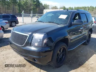 2007 GMC Yukon Denali z VIN 1GKFK63827J265939, wystawiony jako IAAI lot #42120148 z przebiegiem 203 459 mil mil oraz . Historia ofert i sprzedaży dostępna na DreamBid. Obrazek 17.