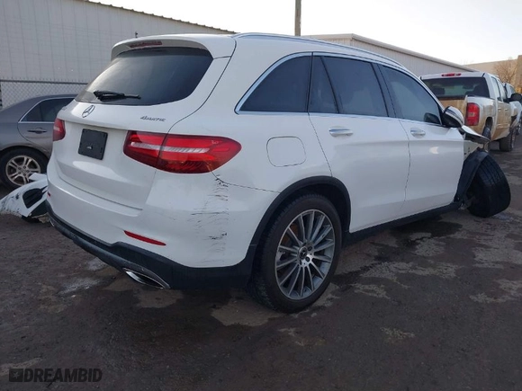 2018 Mercedes-Benz GLC with VIN WDC0G4KB0JV109381, listed as a IAAI auction lot 41476483 with 144,632 mi miles. Bid and sale history available at carsss.com. Image 4.