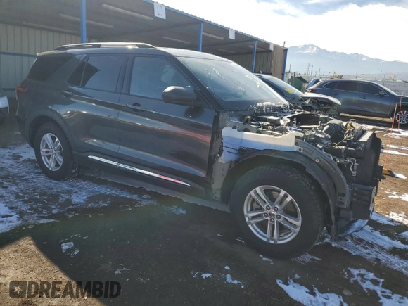 2020 Ford Explorer XLT z VIN 1FMSK8DH5LGB74302, wystawiony jako Copart lot #44644915 z przebiegiem 125 263 mil mil oraz Szkoda całkowita • Salvage title. Historia ofert i sprzedaży dostępna na DreamBid. Obrazek 4.
