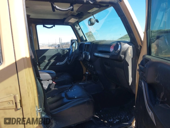 2013 Jeep Wrangler Unlimited Rubicon with VIN 1C4BJWFG3DL632668, listed as a IAAI auction lot 41751546 with 153,149 mi miles. Bid and sale history available at carsss.com. Image 5.