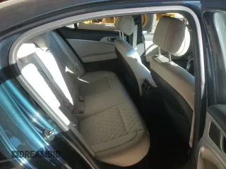 2022 Genesis G70 3.3T with VIN KMTG54TE0NU096602, listed as a Copart auction lot 82014334 with 17,127 mi miles and Salvage Title. Bid and sale history available at carsss.com. Image 10.
