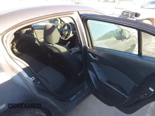 2015 Mazda 3 i Sport with VIN 3MZBM1U77FM190425, listed as a IAAI auction lot 41639316 with 89,596 mi miles and . Bid and sale history available at carsss.com. Image 8.