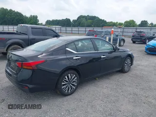 2024 Nissan Altima SV with VIN 1N4BL4DV7RN432023, listed as a IAAI auction lot 42411567 with 22,958 mi miles and . Bid and sale history available at DreamBid. Image 4.