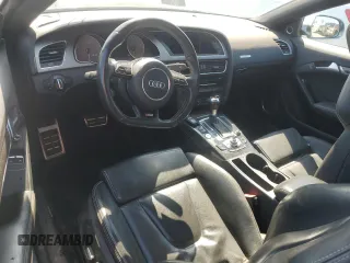 2013 Audi S5 Premium Plus z VIN WAUCGAFR9DA072333, wystawiony jako Copart lot #52489985 z przebiegiem 104 663 mil mil oraz Szkody całkowita. Historia ofert i sprzedaży dostępna na DreamBid. Obrazek 8.