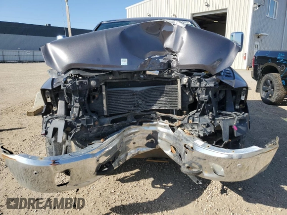 2016 Ram 1500 Laramie z VIN 1C6RR7NM9GS354610, wystawiony jako Copart lot #55631005 z przebiegiem 76 443 mil mil oraz Szkoda całkowita • Salvage title. Historia ofert i sprzedaży dostępna na DreamBid. Obrazek 5.