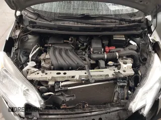 2015 Nissan Note S Plus z VIN 3N1CE2CP7FL391617, wystawiony jako IAAI lot #41724967 z przebiegiem 88 616 mil mil oraz . Historia ofert i sprzedaży dostępna na DreamBid. Obrazek 10.
