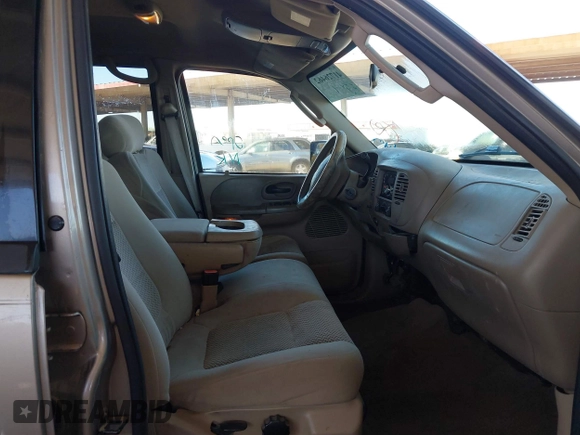 2003 Ford F-150 XLT with VIN 1FTRW07693KA29179, listed as a IAAI auction lot 41726462 with 191,365 mi miles. Bid and sale history available at carsss.com. Image 5.