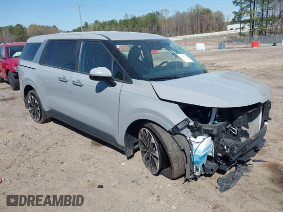 2022 Kia Carnival EX with VIN KNDNC5H30N6147030, listed as a IAAI auction lot 41902515 with 54,137 mi miles and . Bid and sale history available at carsss.com. Image 1.