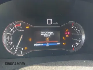 2017 Honda Pilot Touring with VIN 5FNYF6H9XHB062171, listed as a IAAI auction lot 41927969 with 210,633 mi miles. Bid and sale history available at carsss.com. Image 7.