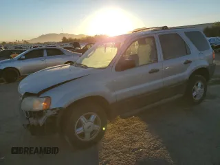2003 Ford Escape XLT Popular with VIN 1FMYU03133KB53195, listed as a Copart auction lot 84296804 with 160,342 mi miles and Salvage Title. Bid and sale history available at carsss.com. Image 1.