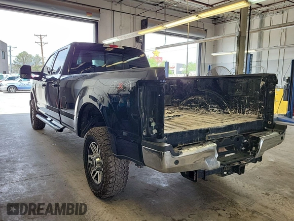 2019 Ford F-250 XL z VIN 1FT7W2BT0KED41596, wystawiony jako IAAI lot #42785422 z przebiegiem 246 034 mil mil oraz . Historia ofert i sprzedaży dostępna na DreamBid. Obrazek 22.