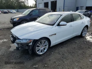 2017 Jaguar XF 20d Prestige with VIN SAJBE4BN5HCY44573, listed as a Copart auction lot 80104004 with 75,015 mi miles and Salvage Title. Bid and sale history available at carsss.com. Image 1.