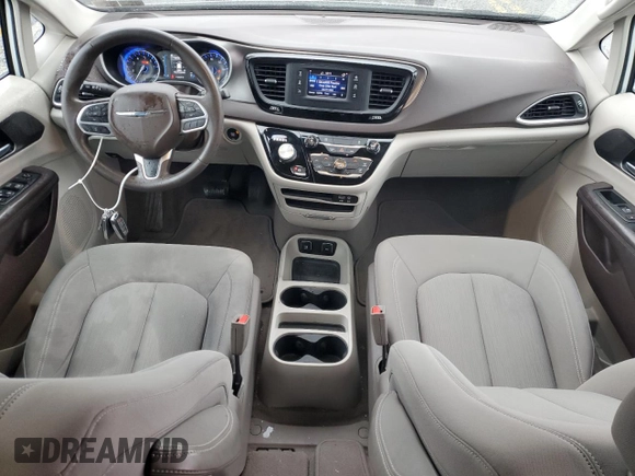 2017 Chrysler Pacifica Touring with VIN 2C4RC1DG8HR695034, listed as a Copart auction lot 55077695 with 113,430 mi miles and Salvage Title. Bid and sale history available at DreamBid. Image 8.