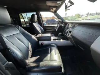 2016 Ford Expedition Limited z VIN 1FMJU1KT9GEF12970, wystawiony jako Copart lot #54452805 z przebiegiem 158 463 mil mil oraz Czysty tytuł • Clean title. Historia ofert i sprzedaży dostępna na DreamBid. Obrazek 5.