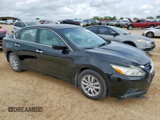 2017 Nissan Altima SR z VIN 1N4AL3AP5HN341729, wystawiony jako Copart lot #63483405 z przebiegiem 89 635 mil mil oraz Szkoda całkowita • Salvage title. Historia ofert i sprzedaży dostępna na DreamBid. Obrazek 4.