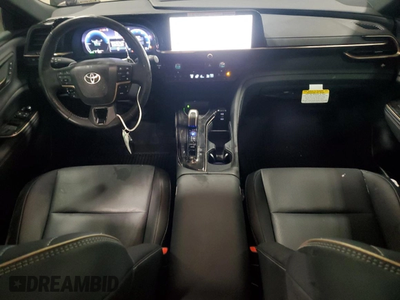 2025 Toyota Crown XLE с VIN JTDACAAJ3S3006403, выставлен на аукционе Copart как лот 86054804 с пробегом 9 168 миль миль и Списание • Salvage title. История ставок и продаж доступна на DreamBid. Изображение 8.