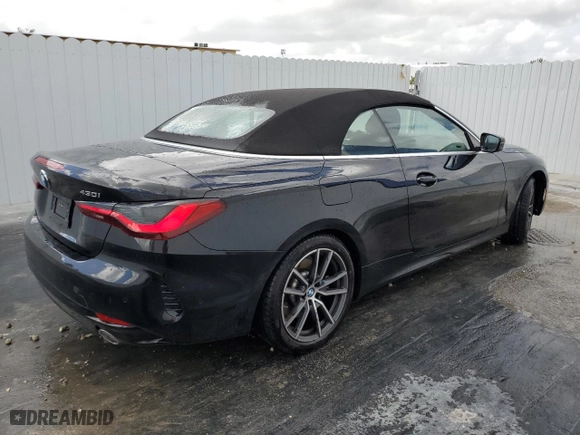 2025 BMW 4 Series 430i with VIN WBA33DB02SCT88386, listed as a Copart auction lot 51690135 with 7,071 mi miles and Clean Title. Bid and sale history available at carsss.com. Image 3.
