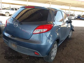 2014 Mazda 2 Sport z VIN JM1DE1KZ3E0172194, wystawiony jako IAAI lot #42305715 z przebiegiem 154 050 mil mil oraz . Historia ofert i sprzedaży dostępna na DreamBid. Obrazek 4.