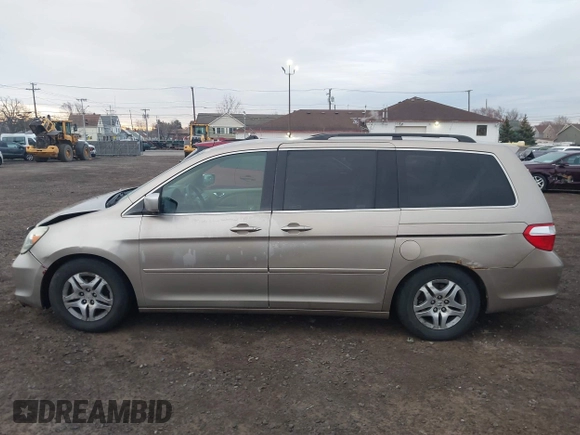 2005 Honda Odyssey EX with VIN 5FNRL38455B115547, listed as a IAAI auction lot 41911371 with 184,150 mi miles. Bid and sale history available at carsss.com. Image 14.