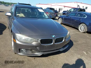 2014 BMW 3 Series 328i xDrive with VIN WBA3B5C53EP543978, listed as a IAAI auction lot 42538498 with 194,826 mi miles and . Bid and sale history available at DreamBid. Image 12.