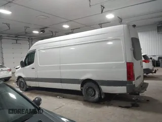 2021 Mercedes-Benz Sprinter Cargo with VIN W1Y4ECHY9MT060129, listed as a IAAI auction lot 41616041 with 215,726 mi miles. Bid and sale history available at carsss.com. Image 14.