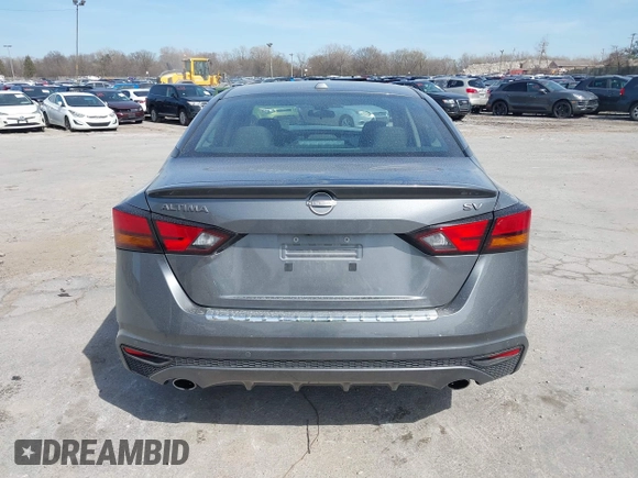 2023 Nissan Altima SV z VIN 1N4BL4DV3PN410873, wystawiony jako IAAI lot #42055332 z przebiegiem 46 121 mil mil oraz . Historia ofert i sprzedaży dostępna na DreamBid. Obrazek 17.