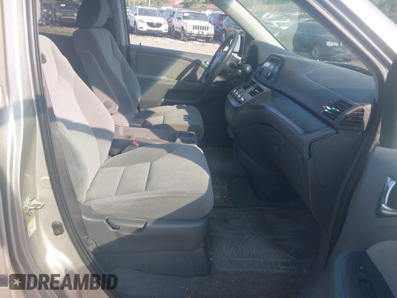 2007 Honda Odyssey LX с VIN 5FNRL38227B113921, выставлен на аукционе IAAI как лот 42402029 с пробегом 186 778 миль миль и . История ставок и продаж доступна на DreamBid. Изображение 5.