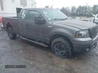 2006 Ford F-150 STX with VIN 1FTRX14W56FA48431, listed as a IAAI auction lot 41953733 with 165,602 mi miles. Bid and sale history available at carsss.com. Image 1.