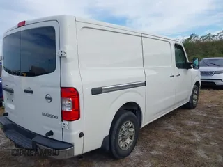 2018 Nissan NV SV with VIN 1N6AF0KY0JN815953, listed as a IAAI auction lot 40601820 with 1 mi miles. Bid and sale history available at carsss.com. Image 4.