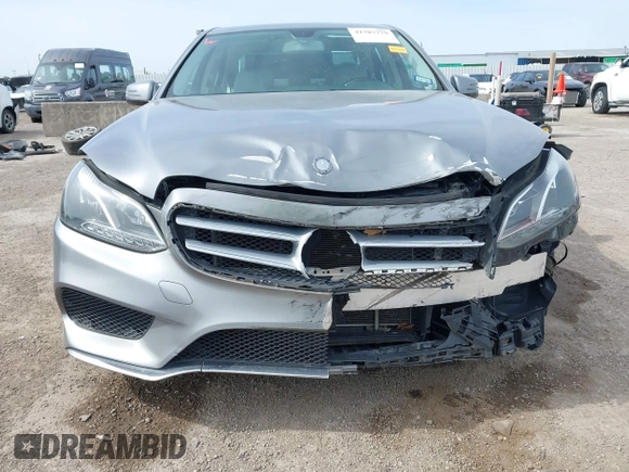2014 Mercedes-Benz E-Class E 350 Sport with VIN WDDHF5KB1EA967253, listed as a IAAI auction lot 41707779 with 74,424 mi miles. Bid and sale history available at carsss.com. Image 6.