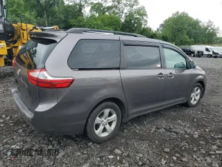 2016 Toyota Sienna LE AAS с VIN 5TDKK3DCXGS701628, выставлен на аукционе Copart как лот 60651765 с пробегом 93 224 миль миль и Чистый • Clean title. История ставок и продаж доступна на DreamBid. Изображение 3.