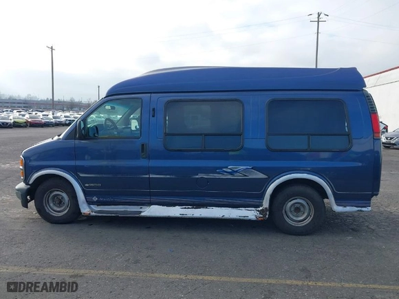 1997 Chevrolet Chevy Cargo Van with VIN 1GBFG15R2V1086016, listed as a IAAI auction lot 41378486 with NaN miles. Bid and sale history available at carsss.com. Image 15.