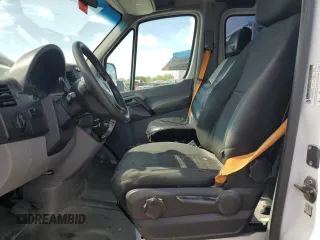 2017 Mercedes-Benz Sprinter with VIN WDAPE7CD8HP391296, listed as a Copart auction lot 61623304 with Not Provided miles and Clean Title. Bid and sale history available at DreamBid. Image 7.