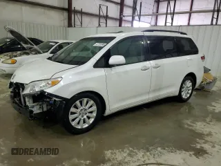 2011 Toyota Sienna XLE AAS с VIN 5TDYK3DC5BS005469, выставлен на аукционе Copart как лот 47701095 с пробегом 199 334 миль миль и На запчасти • Non repairable. История ставок и продаж доступна на DreamBid. Изображение 1.