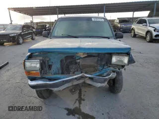 1994 Ford Explorer Eddie Bauer z VIN 1FMDU34X1RUA09337, wystawiony jako Copart lot #87915175 z przebiegiem 77 989 mil mil oraz Szkoda całkowita • Salvage title. Historia ofert i sprzedaży dostępna na DreamBid. Obrazek 5.