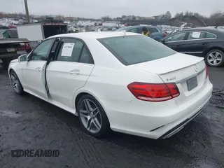 2016 Mercedes-Benz E 400 with VIN WDDHF6HB8GB179547, listed as a IAAI auction lot 41570461 with 147,765 mi miles and . Bid and sale history available at carsss.com. Image 3.