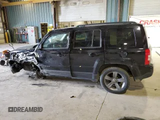 2015 Jeep Patriot Latitude z VIN 1C4NJRFB5FD426252, wystawiony jako Copart lot #54958515 z przebiegiem 80 250 mil mil oraz Szkoda całkowita • Salvage title. Historia ofert i sprzedaży dostępna na DreamBid. Obrazek 2.