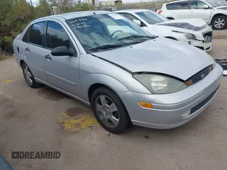 2003 Ford Focus ZTS with VIN 1FAFP38343W294841, listed as a IAAI auction lot 42040502 with 187,242 mi miles and . Bid and sale history available at carsss.com. Image 1.