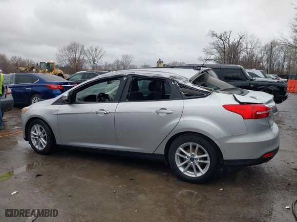 2018 Ford Focus SE with VIN 1FADP3F20JL306628, listed as a IAAI auction lot 41835004 with 28,070 mi miles. Bid and sale history available at carsss.com. Image 14.