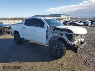 2020 Chevrolet Colorado 2WD Work Truck with VIN 1GCGSBEA9L1100733, listed as a Copart auction lot 43152125 with 61,713 mi miles and Salvage Title. Bid and sale history available at carsss.com. Image 4.