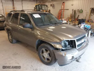 2008 Chevrolet TrailBlazer LT w/3LT with VIN 1GNDS13S182224559, listed as a IAAI auction lot 41990399 with 262,049 mi miles. Bid and sale history available at carsss.com. Image 6.