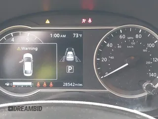 2023 Nissan Versa SV z VIN 3N1CN8EV9PL838576, wystawiony jako IAAI lot #42080373 z przebiegiem 28 542 mil mil oraz . Historia ofert i sprzedaży dostępna na DreamBid. Obrazek 7.