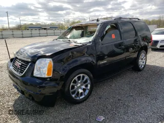 2011 GMC Yukon SLT z VIN 1GKS1CE00BR197562, wystawiony jako Copart lot #52885385 z przebiegiem 212 627 mil mil oraz Nie do naprawy • Non repairable. Historia ofert i sprzedaży dostępna na DreamBid. Obrazek 1.
