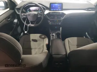 2021 Ford Escape SE with VIN 1FMCU0G69MUA68125, listed as a Copart auction lot 60862515 with 131,013 mi miles and Clean title. Bid and sale history available at DreamBid. Image 8.