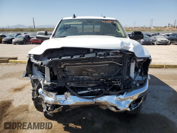 2020 Ram 2500 Tradesman z VIN 3C6UR5CL7LG172687, wystawiony jako Copart lot #63088435 z przebiegiem 120 021 mil mil oraz Szkoda całkowita • Salvage title. Historia ofert i sprzedaży dostępna na DreamBid. Obrazek 5.
