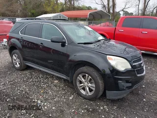 2015 Chevrolet Equinox LT with VIN 2GNFLBE39F6220325, listed as a IAAI auction lot 41922372 with 212,539 mi miles and . Bid and sale history available at carsss.com. Image 1.